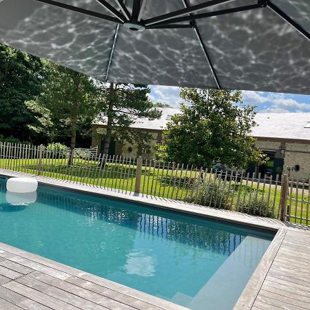 Le Grenier D'Ouilly Au Coeur Du Pays D'Auge - Gite Avec Piscine A 20 Min Des Plages Bagian luar foto